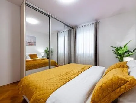 Goldensky New * Dubrovnik