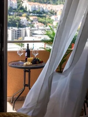 Apartment Goldensky New