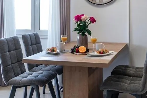 Goldensky New * Dubrovnik