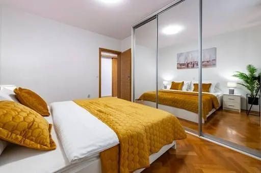 Goldensky New Appartamento Ragusa
